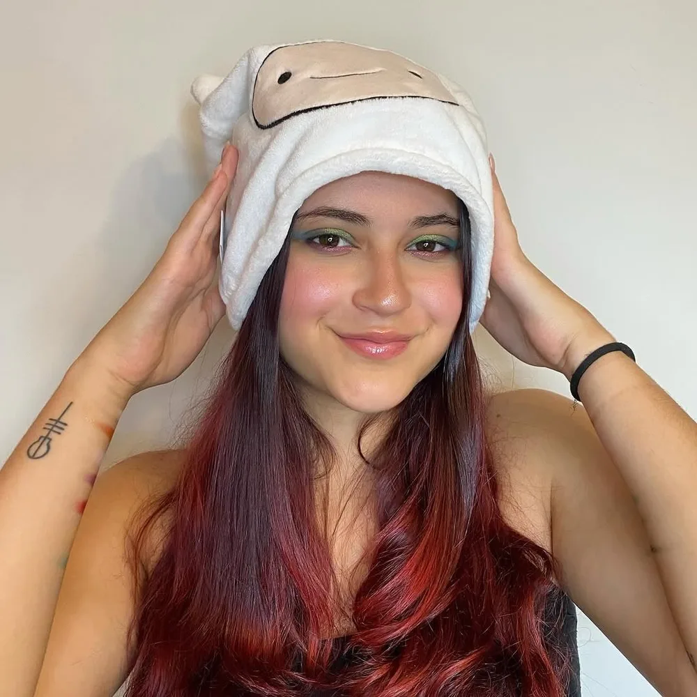 Larissa Leão · Unknowlss